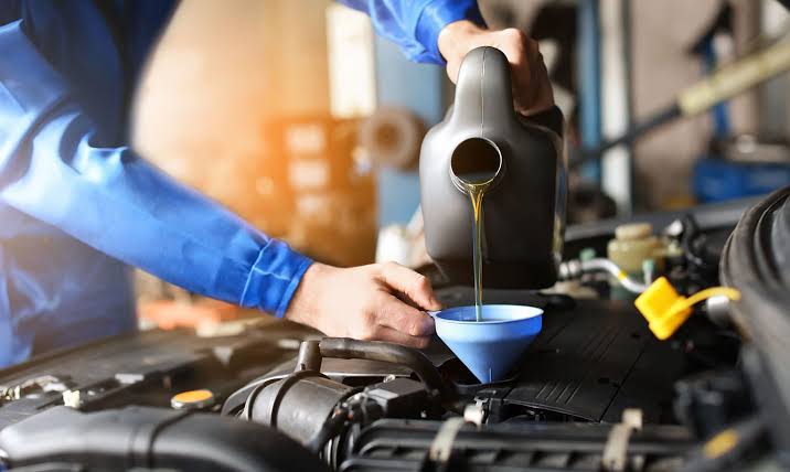 Read more about the article How Much Is The Oil Change In Walmart